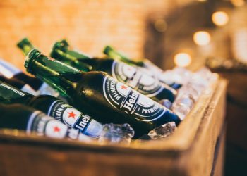 These are the drinks that we should avoid so as not to become dehydrated this summer