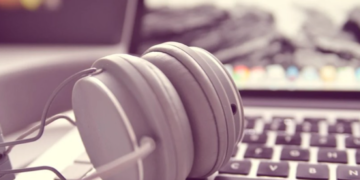 10 Benefits of Noise Canceling Earbuds