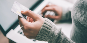 Ensure Your Products Are Delivered Safely By Using a Specialist Company