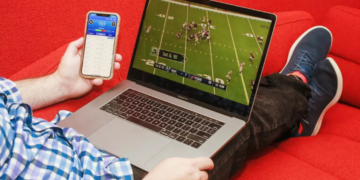 Football Online Competition as Big as it Has Ever Been