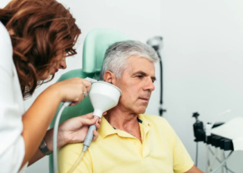 The Benefits of Using an Ear Cleaner