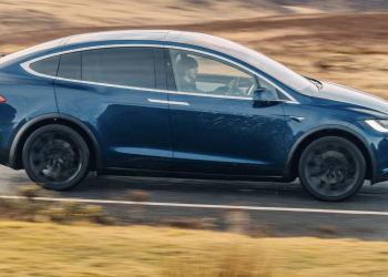 The Tesla Model X - The Big Car For Single Parents