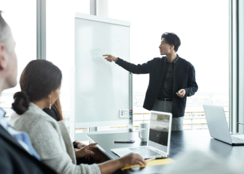 Why Businesses Should Outsource Facility Maintenance