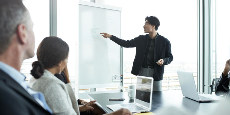 Why Businesses Should Outsource Facility Maintenance