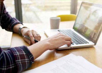 Charting a Digital Path Essential Tips for Launching an Online Real Estate Wholesale Business