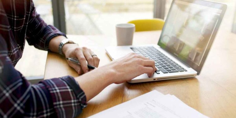 Charting a Digital Path Essential Tips for Launching an Online Real Estate Wholesale Business