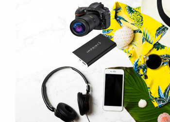 5 Gadgets to Bring With You on Vacation