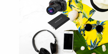 5 Gadgets to Bring With You on Vacation