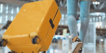 Traveling With Rechargeable Hearing Aids? Your Battery Anxiety Will Be Gone After Reading This Post!